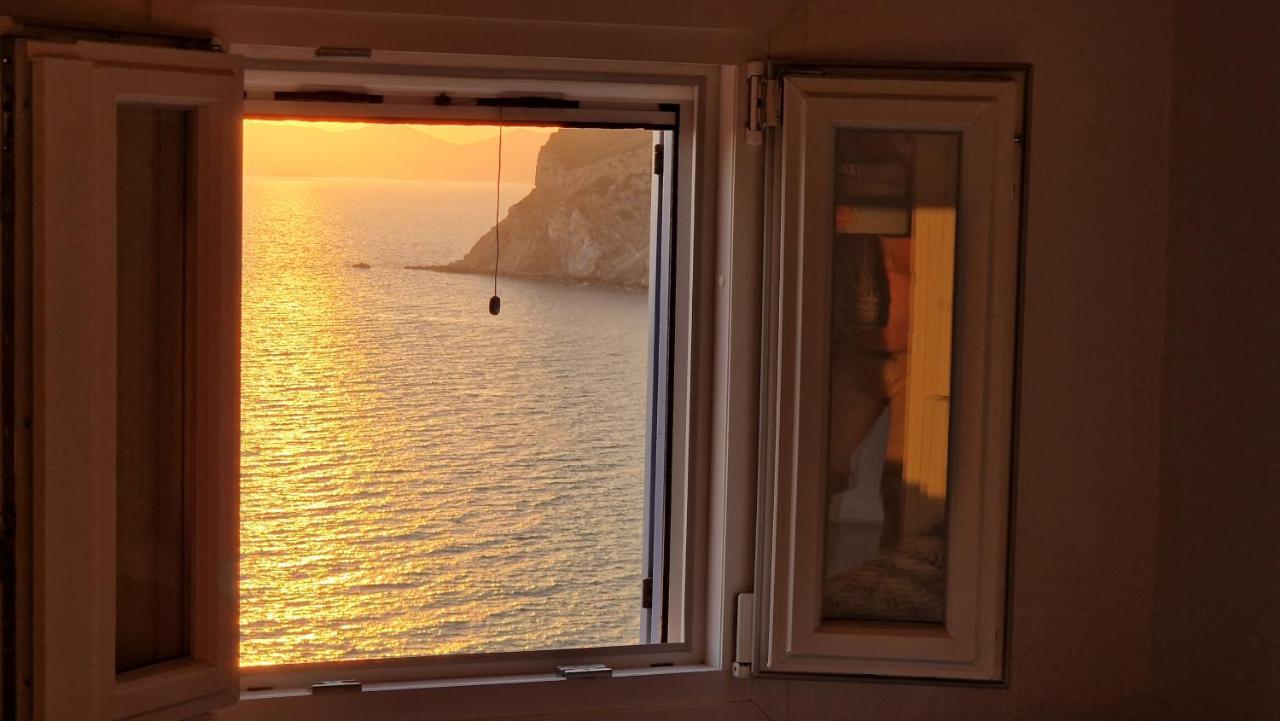 Peppermint Bay Villa Skopelos Exterior foto